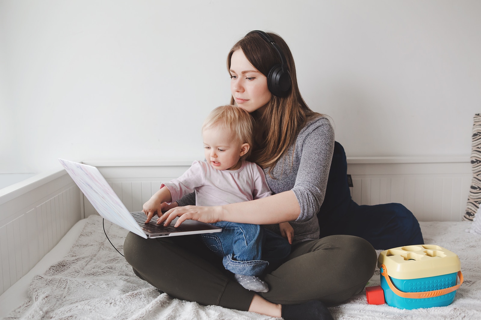 10 Ways Stay At Home Parents And Retirees Can Earn Extra Money