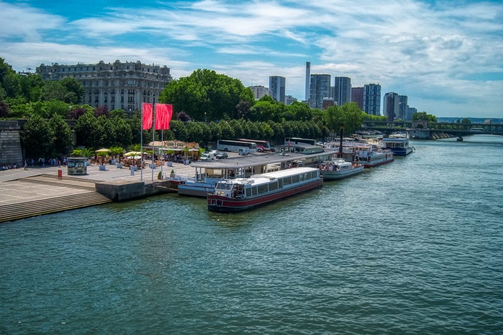 Starting point in Paris for Seine cruises