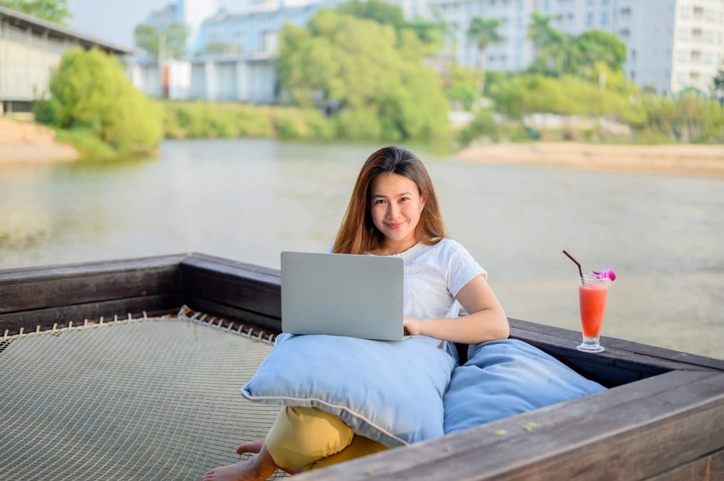 Digital Nomad Best Laptops