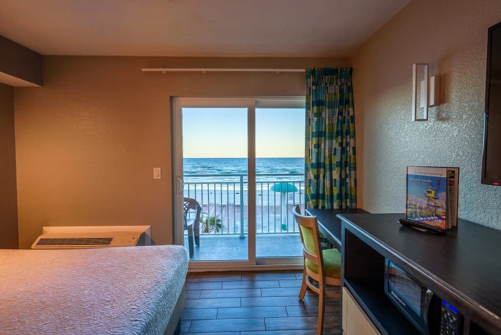Daytona Beach Florida Usa - January 8 2020 Hotel Room Inter